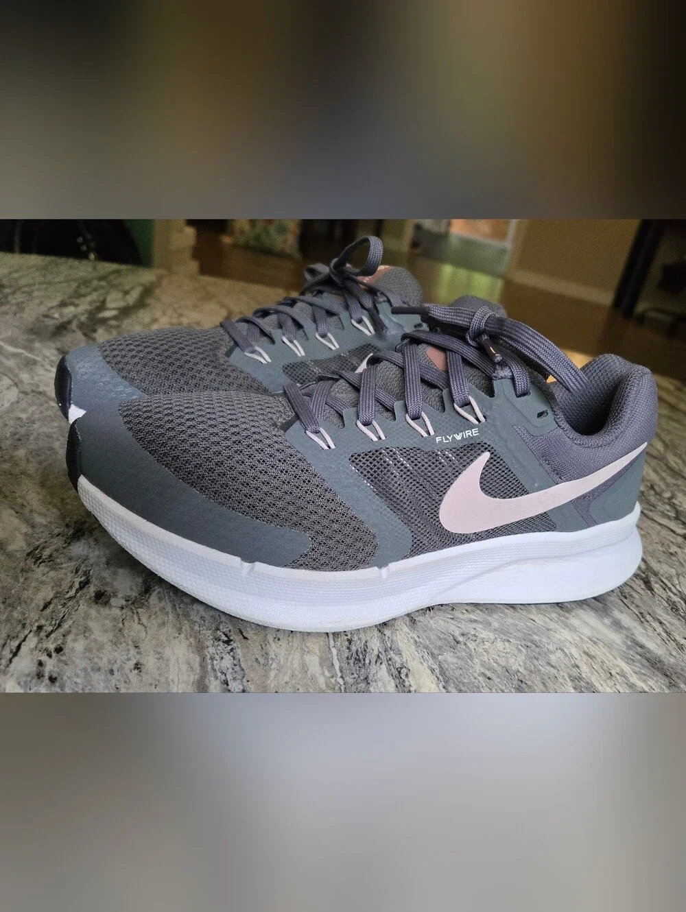 Nike Women's Run Swift 3 Gray And Pink Sneakers Size 6.5 - Picture 3 of 10